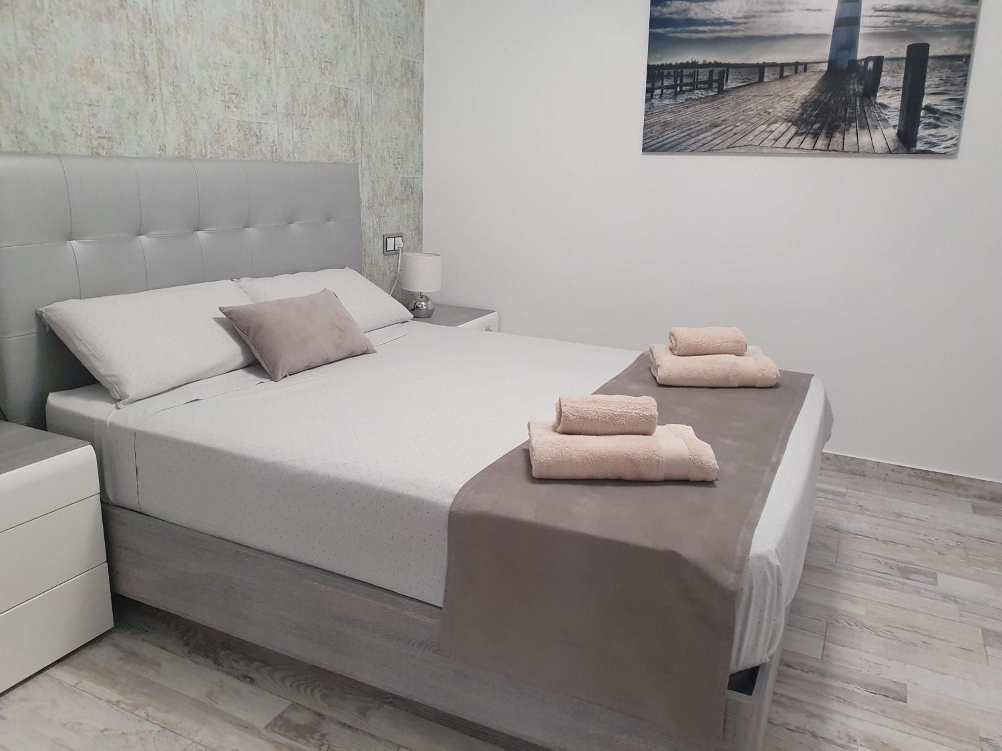 Apartamento con vistas al mar Torrevieja Exterior foto