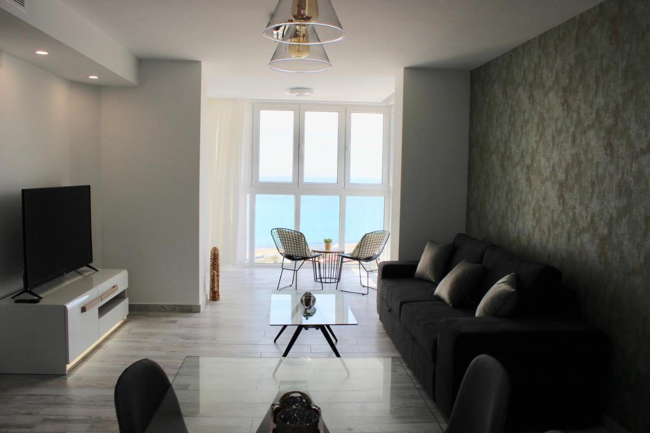 Apartamento con vistas al mar Torrevieja Exterior foto